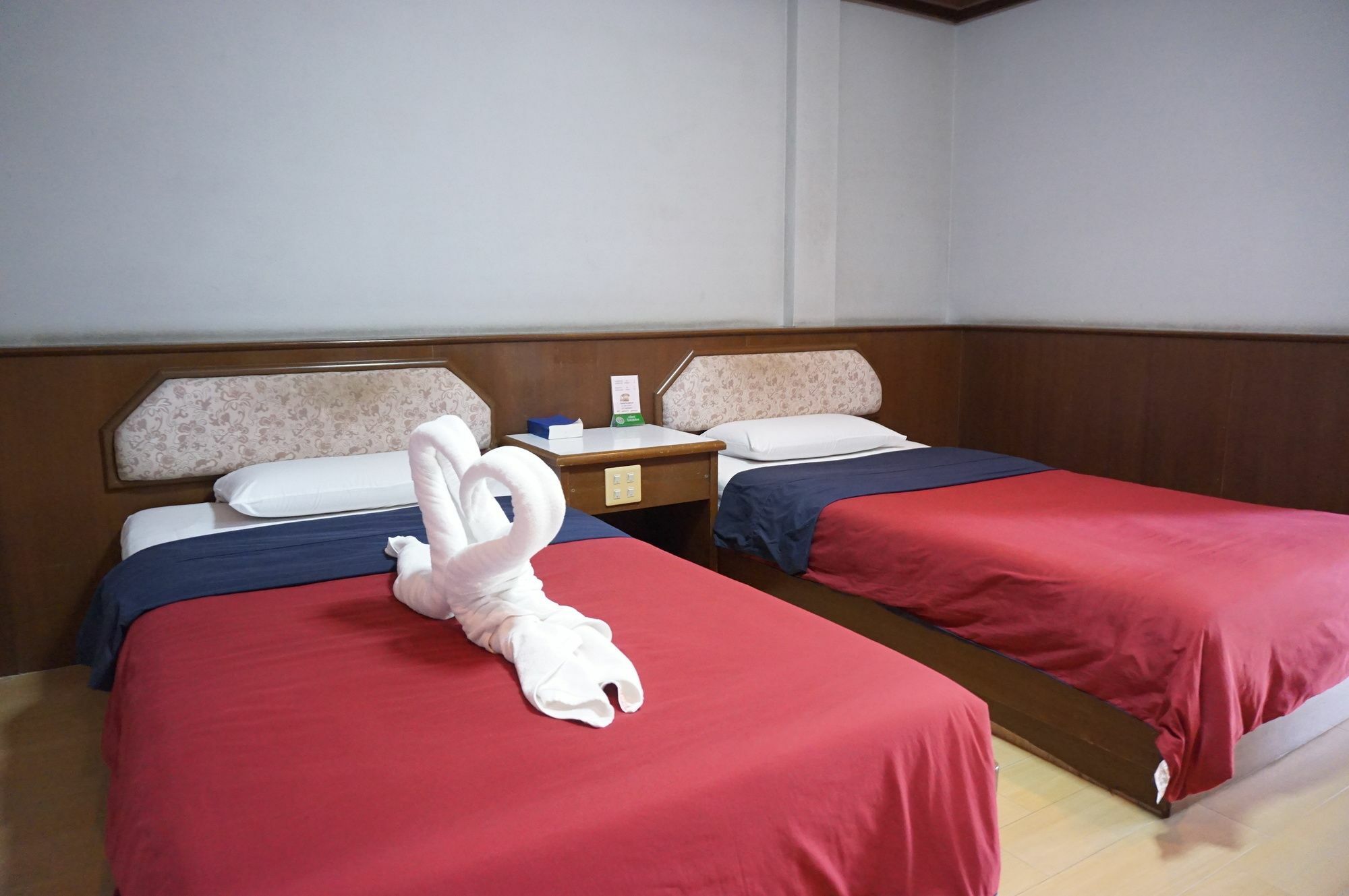 Eiffel Inn Ranong Exterior foto